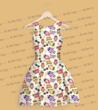 Load image into Gallery viewer, Groovy Chick ~ RTS
